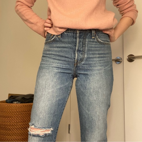 LAST CHANCE | Levi’s Straight Leg Jeans - Picture 4 of 12